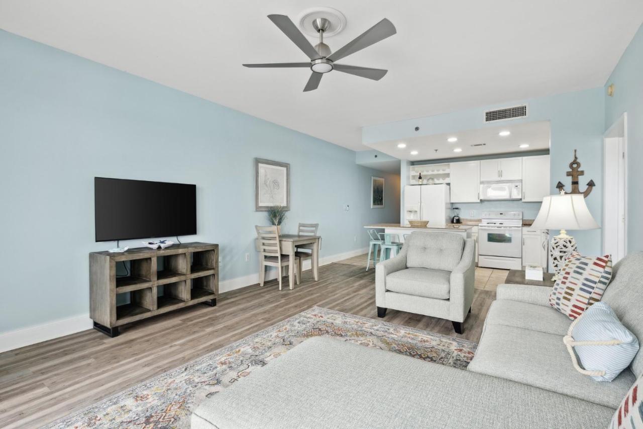 Laketown Wharf #828 By Nautical Holiday home *