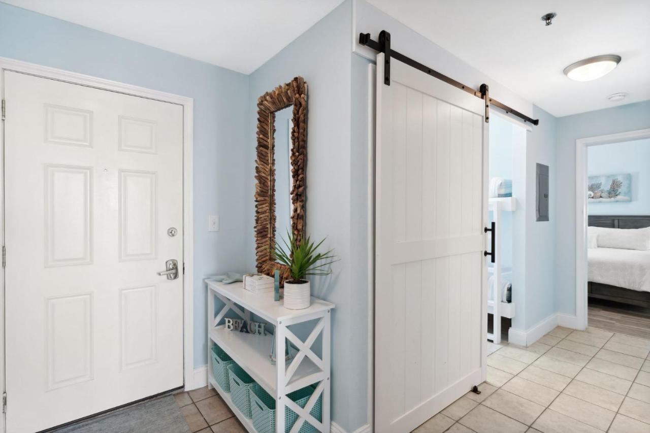 Laketown Wharf #828 By Nautical Holiday home *